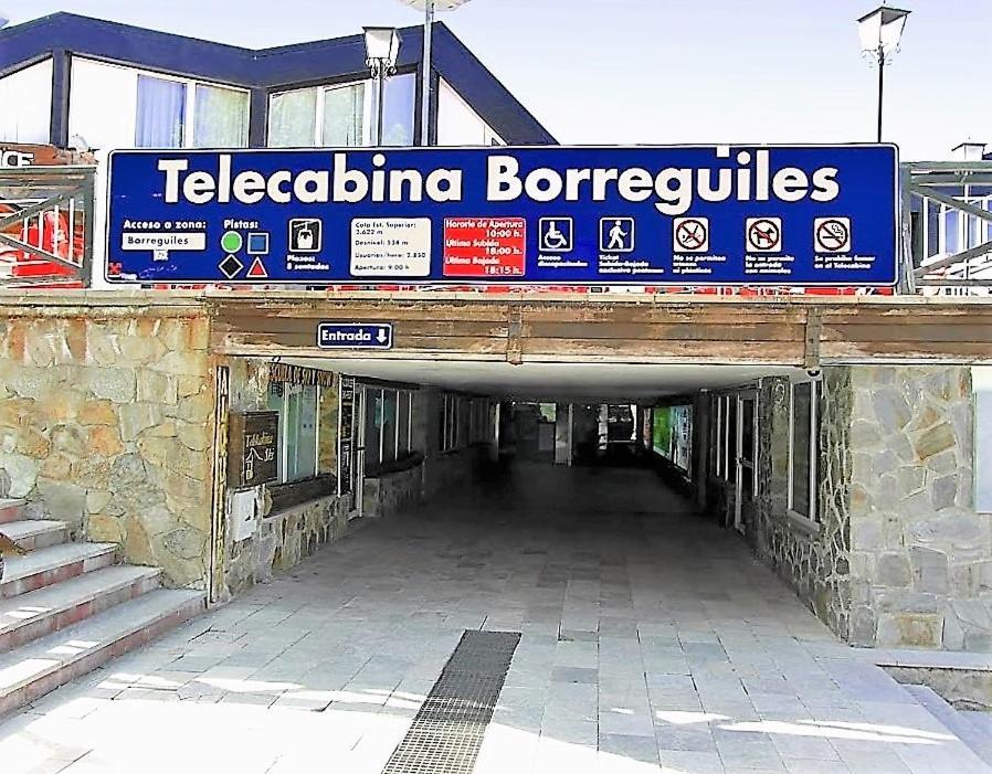 Ski Plaza Sierra Nevada & Zona Baja Luaran gambar