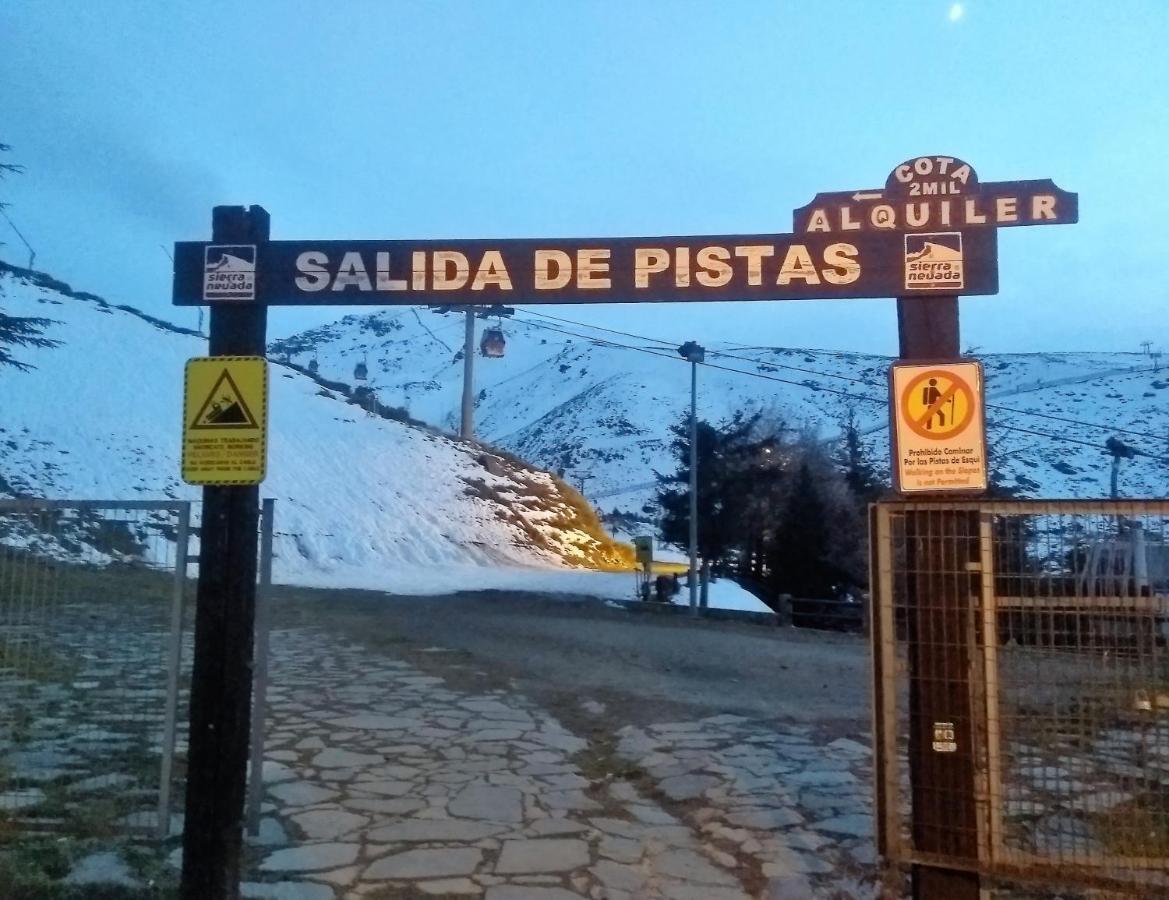 Ski Plaza Sierra Nevada & Zona Baja Luaran gambar