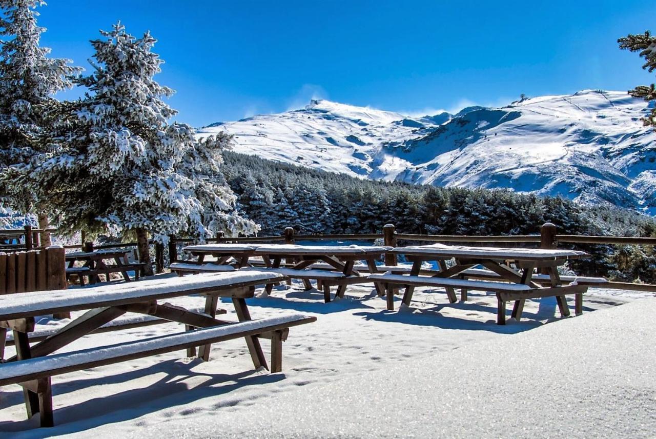 Ski Plaza Sierra Nevada & Zona Baja Luaran gambar