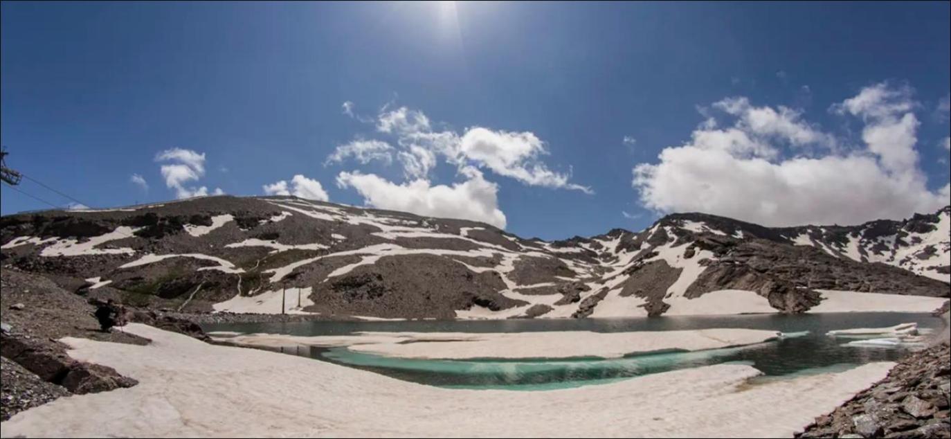 Ski Plaza Sierra Nevada & Zona Baja Luaran gambar